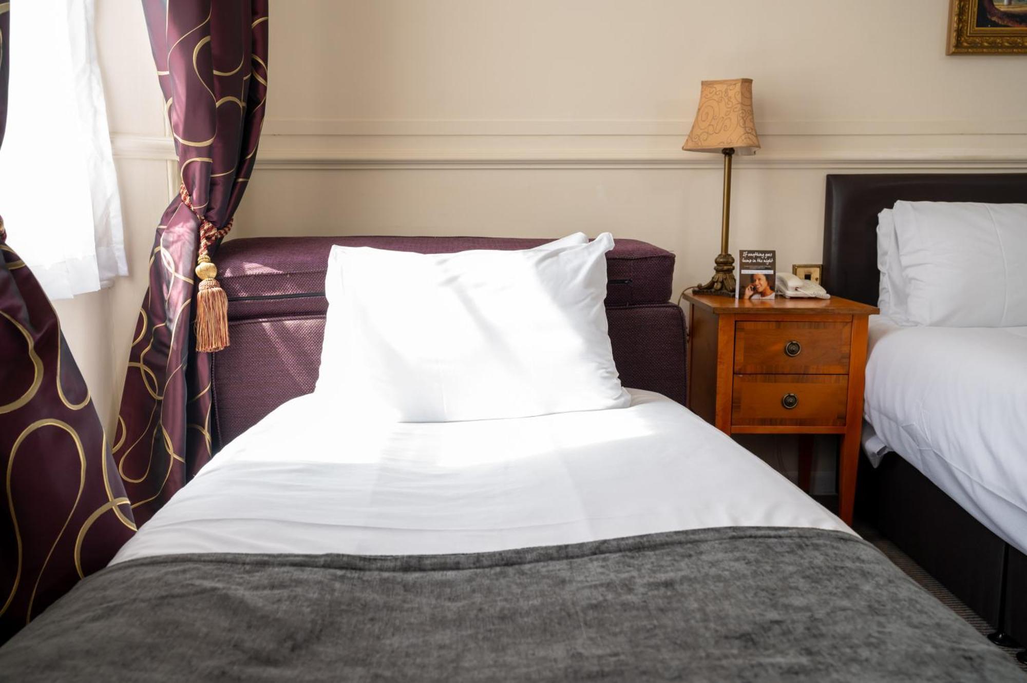 Antelope By Greene King Hotel Poole